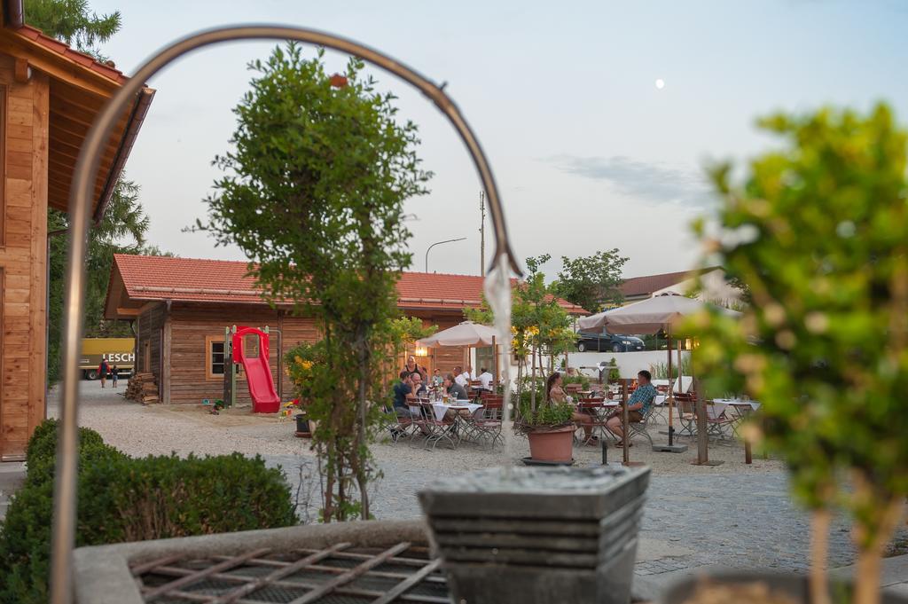 Forstnerwirt Hotel | Stubn | Biergarten Rottenburg an der Laaber 외부 사진